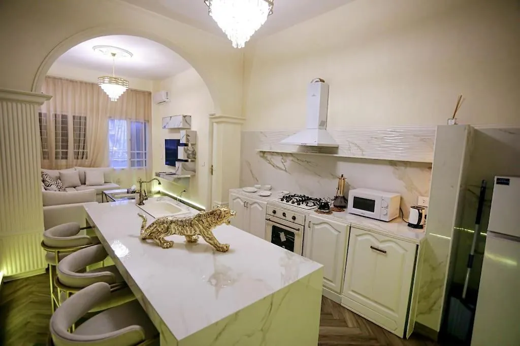 Achrafieh Luxurious Apt, 5 Min To Beirut Museum 0*,